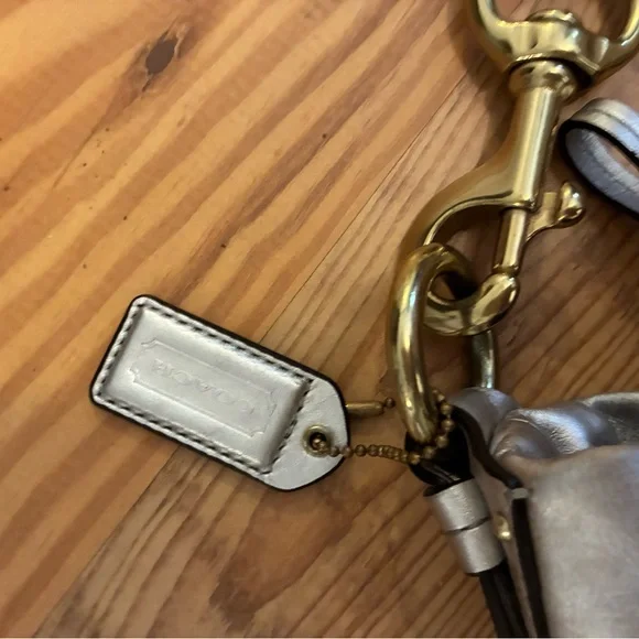 Vintage Y2K Coach Metallic Silver Hobo Bag coach Carly with handmade charm - Picture 7 of 14